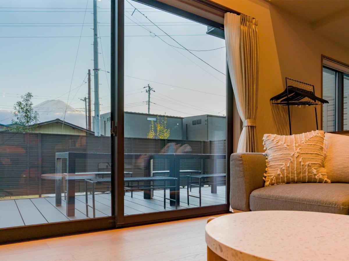 Rakuten Stay Fuji Kawaguchiko Station - Japanese Modern Villa Mt Fuji View 104 فوجيكاواجوتشيكو المظهر الخارجي الصورة